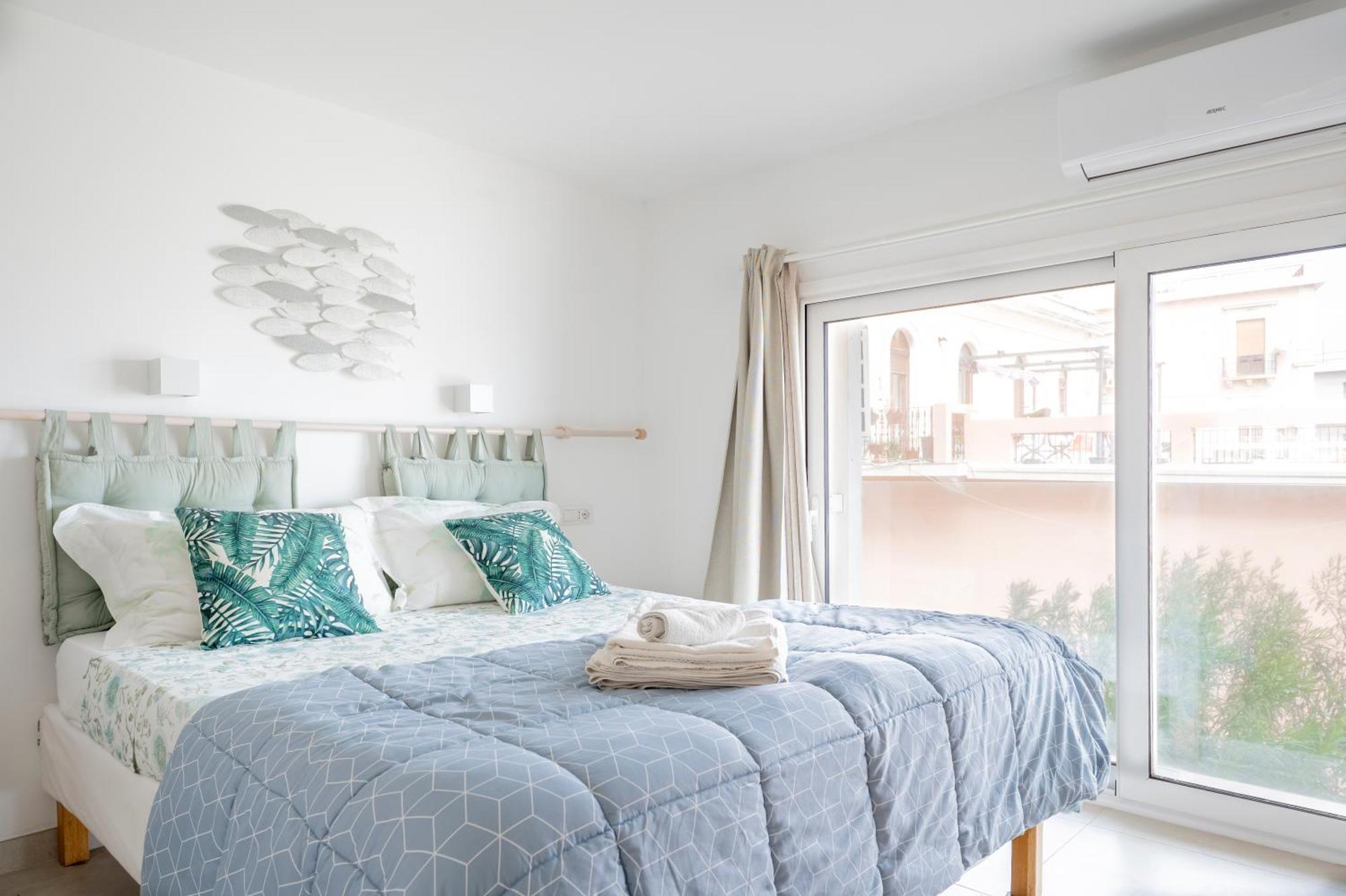 Eos Sea View Apartments シラクーサ エクステリア 写真